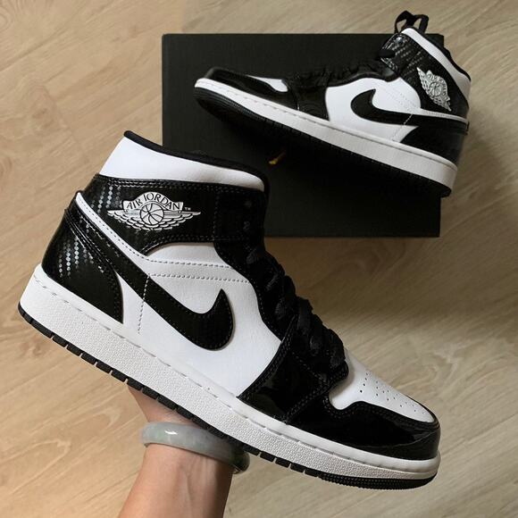 Nike Air Jordan 1 Mid carbon mens 9
